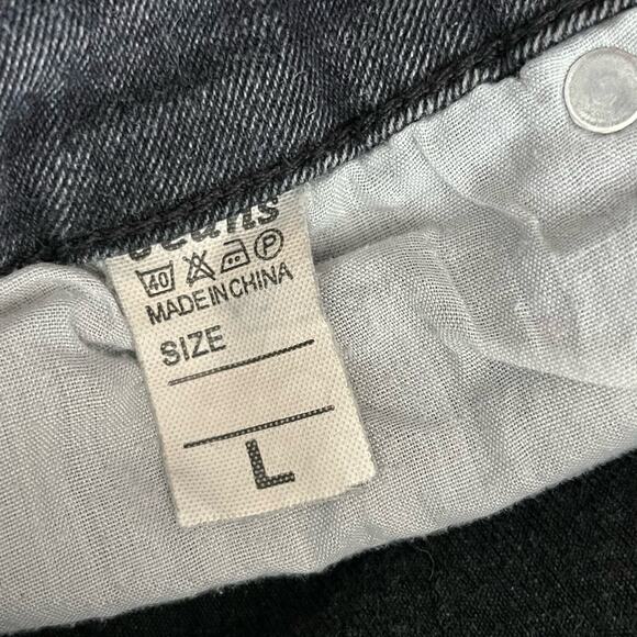Jeans Distressed Cutoff Shorts - Size L - Picture 6 of 6